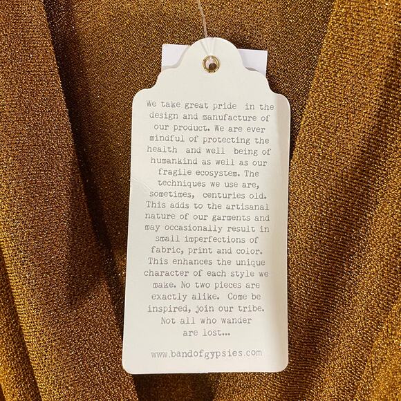 NWT Band of Gypsies Women's Long Sleeve Surplice Top Metallic Gold S Boho Fairy - Picture 7 of 8